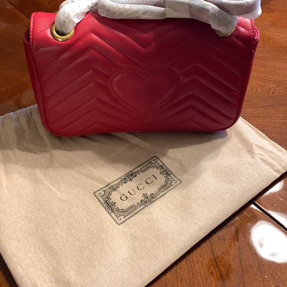 Brand New, NEVER used authentic Gucci handbag - Picture 2 of 4